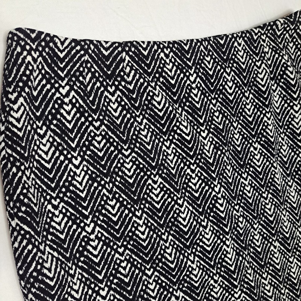 Jones Studio Skirt Womens 14 Black White A Line Stretch Knee Length Geometric - Picture 6 of 11